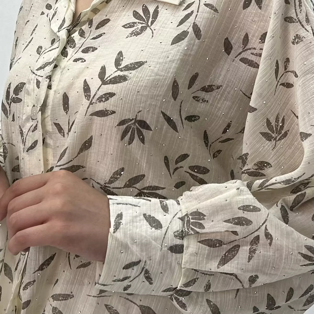 شومیز زنانه شیشه ای برگ نگینی 00291341046402